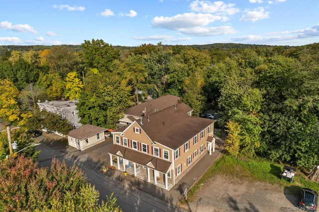 $2,495 | 10 Burnside Avenue, Unit B, Congers, NY 10920