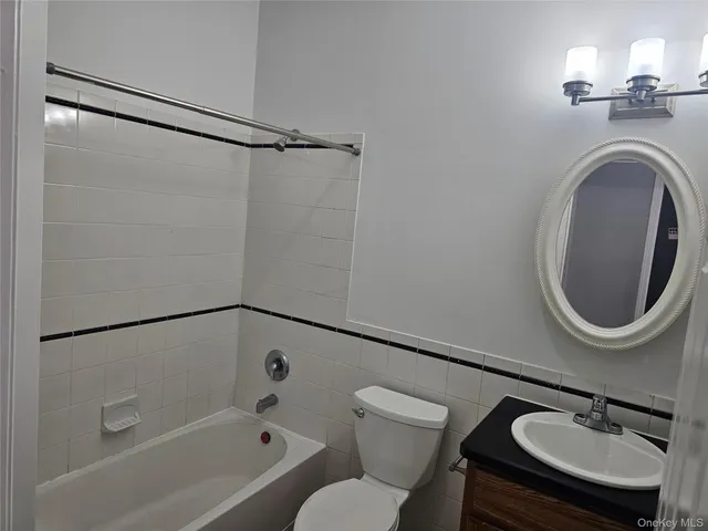 $2,495 | 10 Burnside Avenue, Unit B, Congers, NY 10920