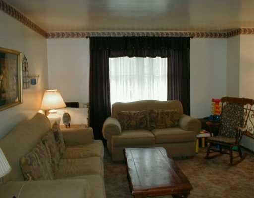 3033 Pitchfork Drive McKees Rocks, PA 15136 - Photo 2 of 7