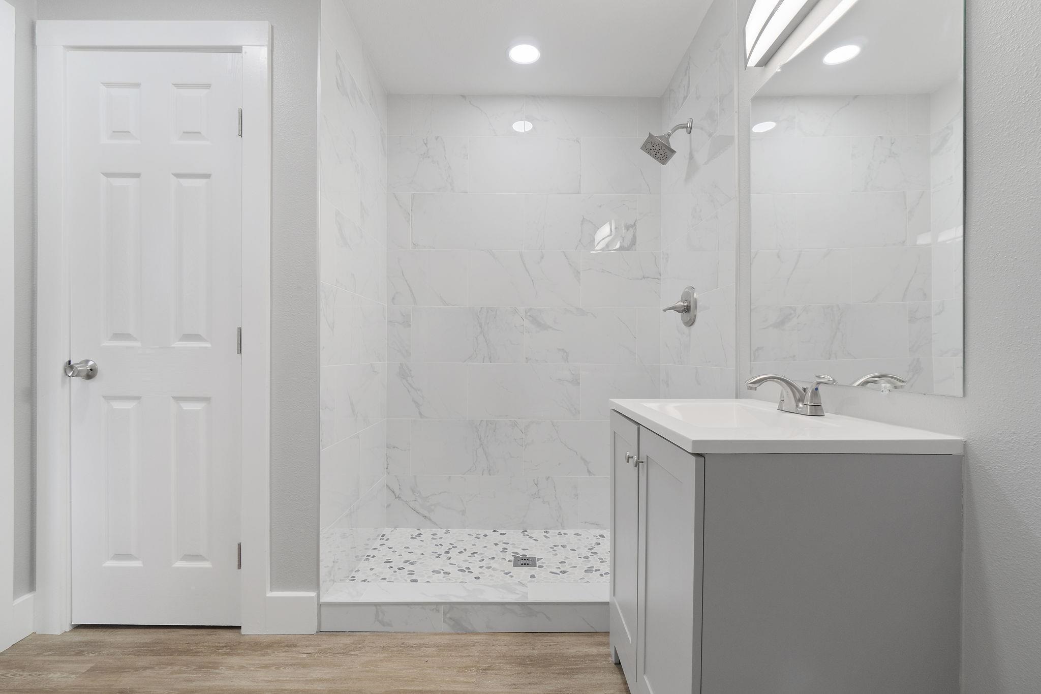 18 Milton Road Pensacola, FL 32507 - Photo 11 of 30