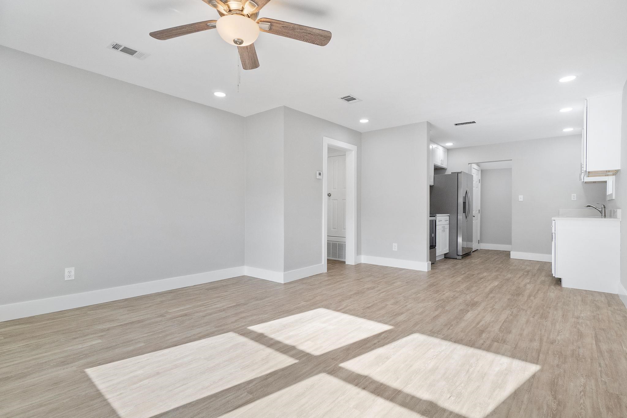 18 Milton Road Pensacola, FL 32507 - Photo 13 of 30