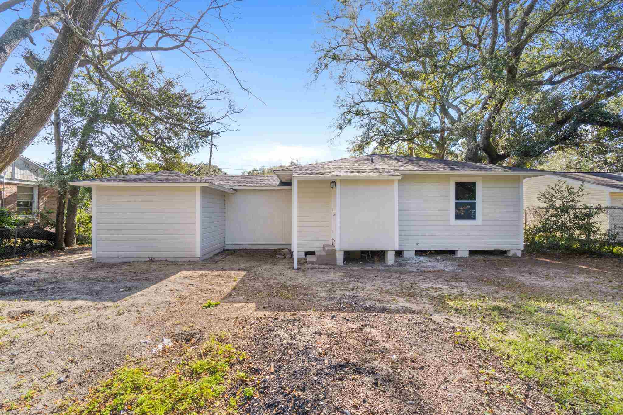 18 Milton Road Pensacola, FL 32507 - Photo 25 of 30