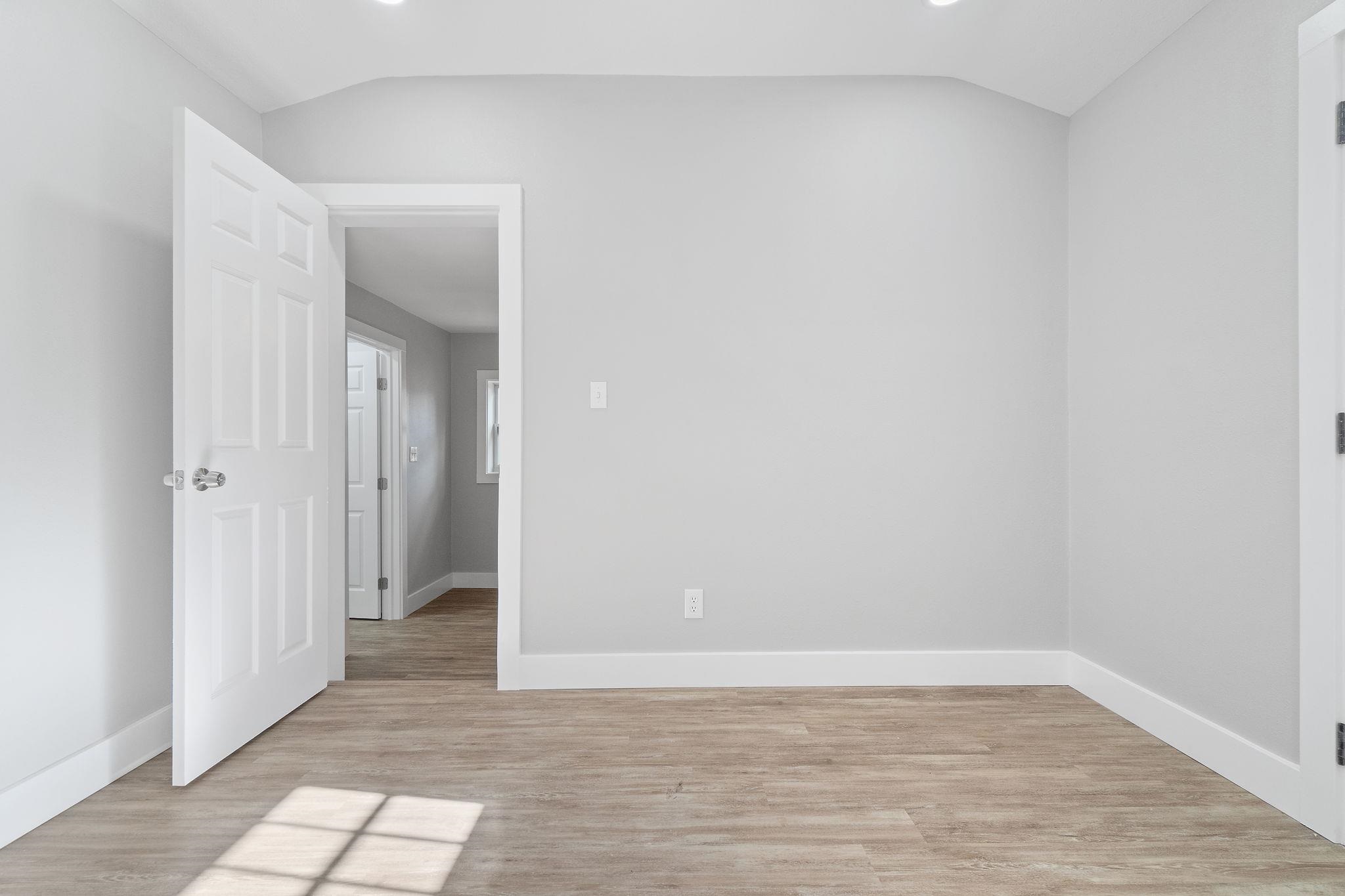 18 Milton Road Pensacola, FL 32507 - Photo 7 of 30