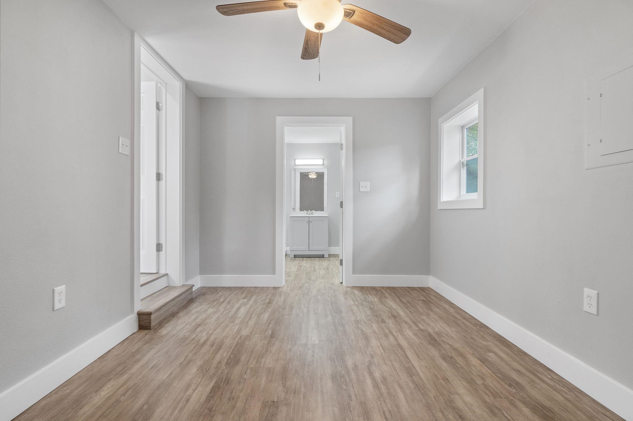 18 Milton Road Pensacola, FL 32507 - Photo 8 of 30