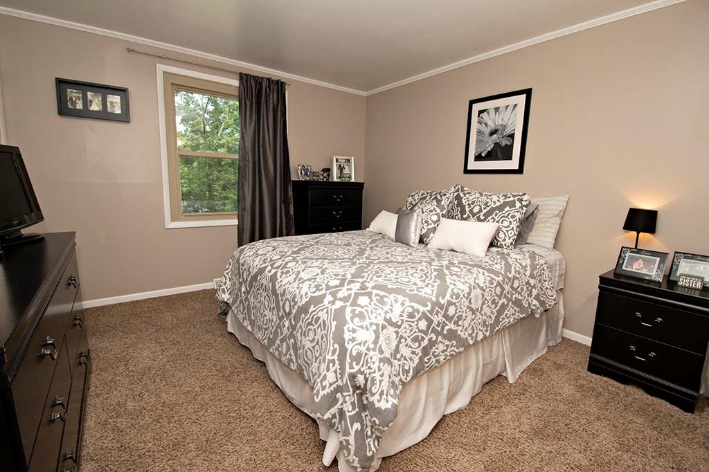 440 Tivoli Road Pittsburgh, PA 15239 - Photo 12 of 22 Gallery Image 12