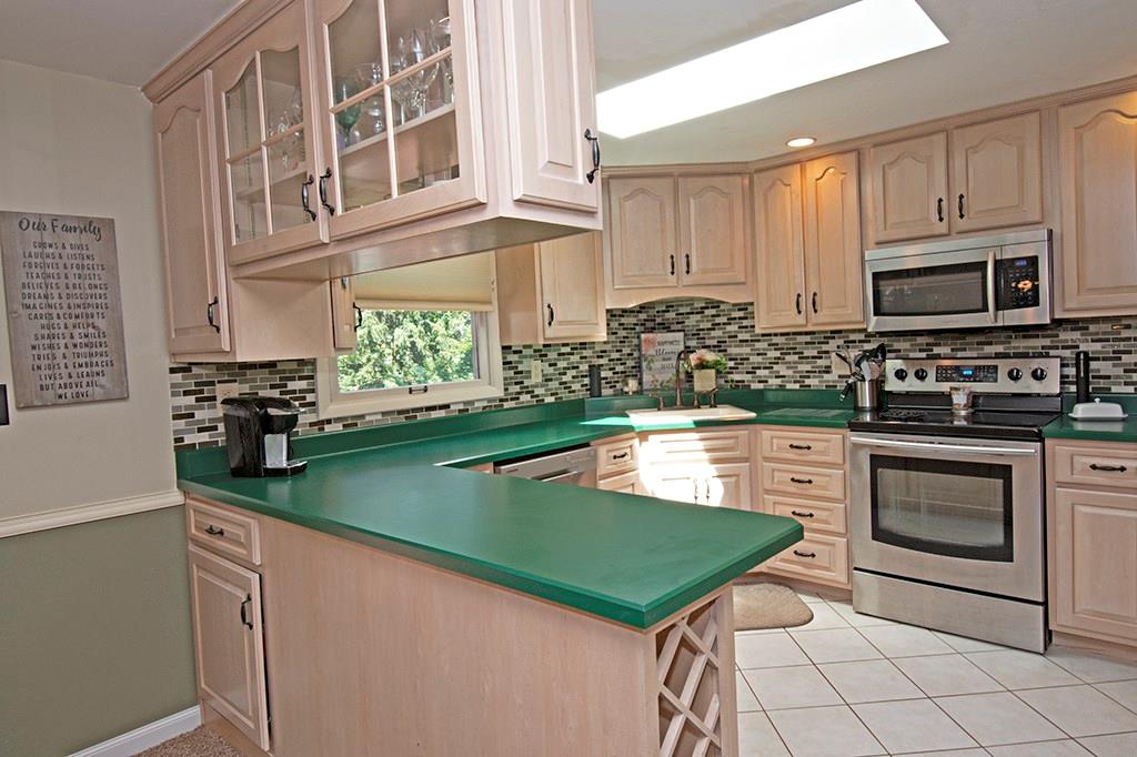 440 Tivoli Road Pittsburgh, PA 15239 - Photo 7 of 22 Gallery Image 7