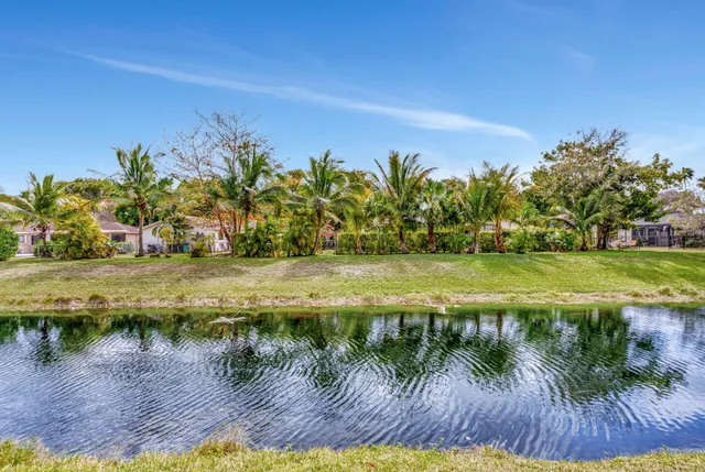 $182,000 | 10852 Royal Palm Boulevard, Unit 10852, Coral Springs, FL 33065