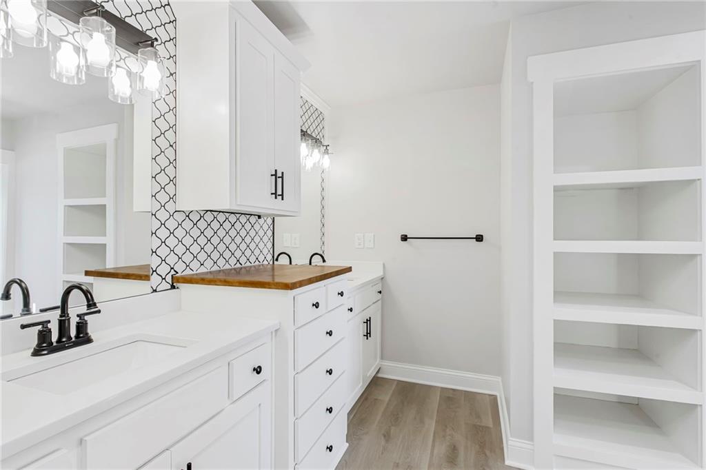 26 Southwest 365th Road Warrensburg, MO 64093 - Photo 19 of 43