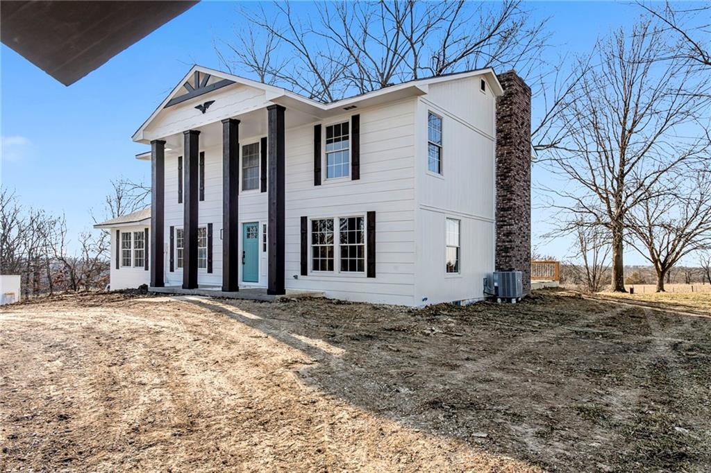 26 Southwest 365th Road Warrensburg, MO 64093 - Photo 3 of 43