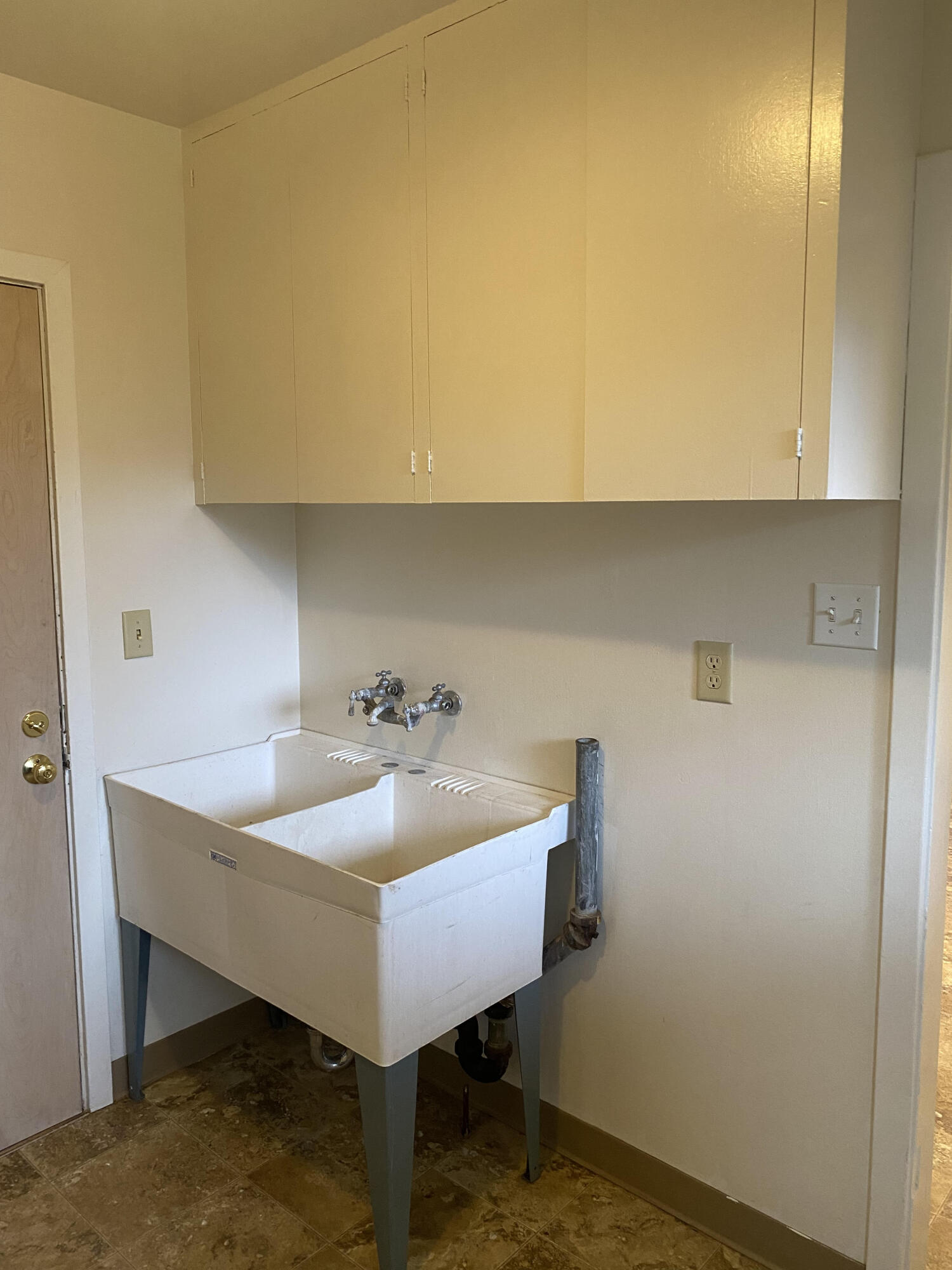 1826 Homedale Road Klamath Falls, OR 97603 - Photo 27 of 43 h29