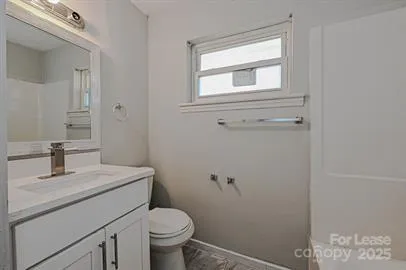 $1,345 | 1229 Effingham Road, Charlotte, NC 28208