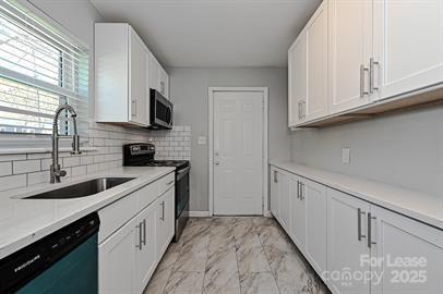 1229 Effingham Road Charlotte, NC 28208 - Photo 2 of 20