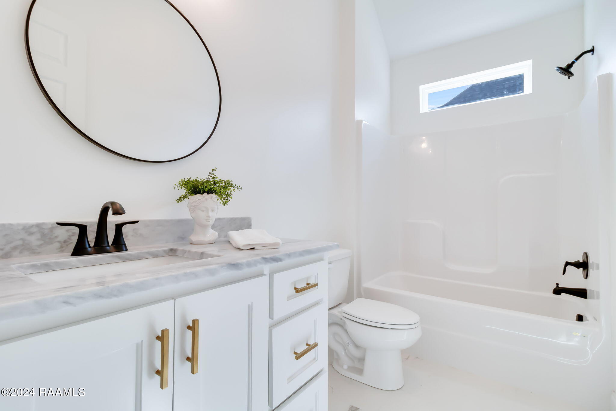 151 Cypress Bend Road Scott, LA 70583 - Photo 23 of 27 Bathroom III