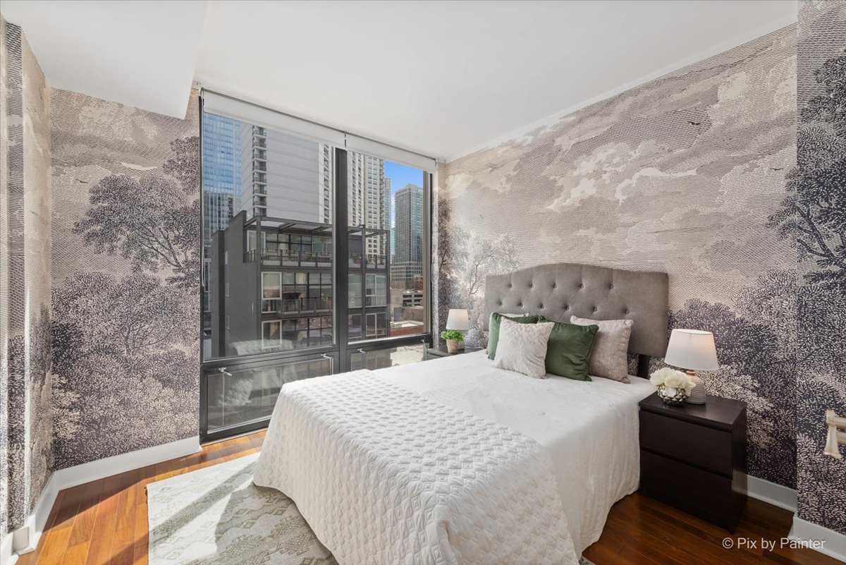 744 North Clark Street, Unit 705 Chicago, IL 60654 - Photo 13 of 31