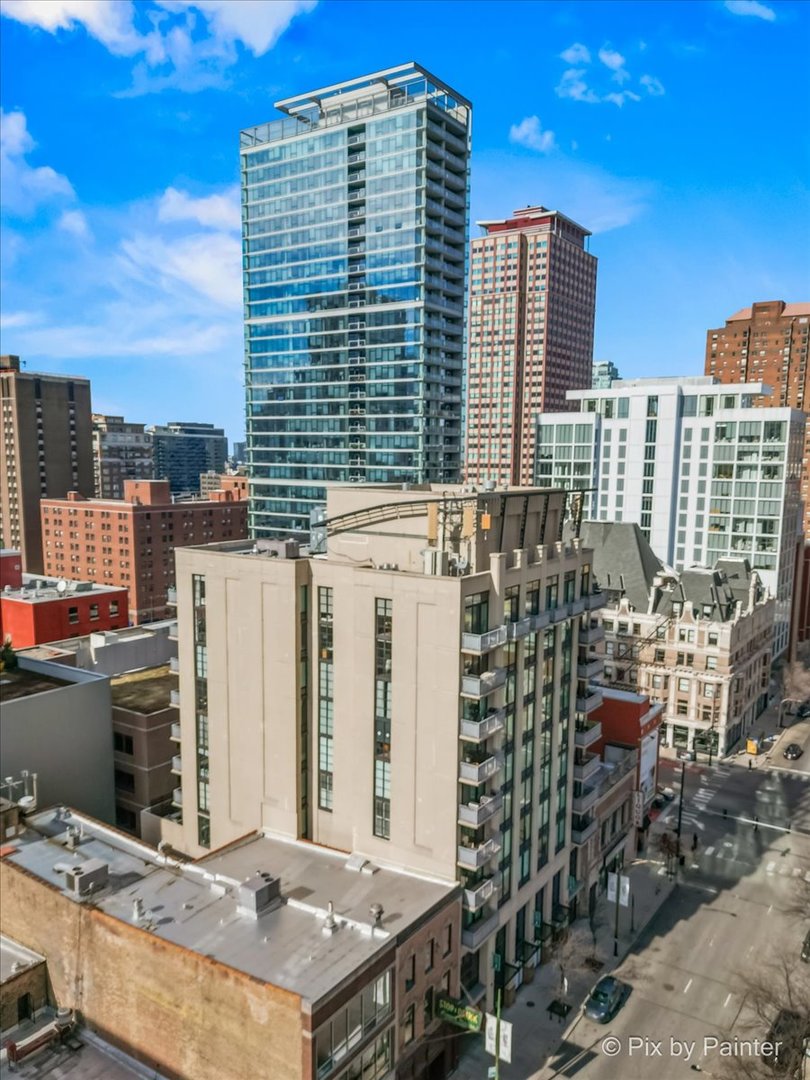 744 North Clark Street, Unit 705 Chicago, IL 60654 - Photo 30 of 31
