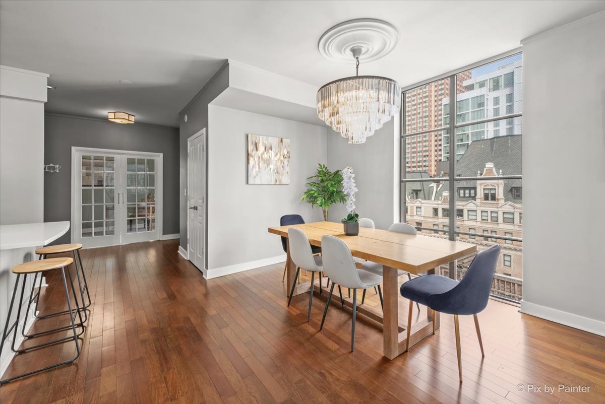 744 North Clark Street, Unit 705 Chicago, IL 60654 - Photo 9 of 31