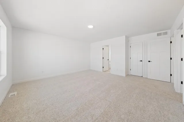 $589,567 | 325 Ravencroft Road, Waconia, MN 55387