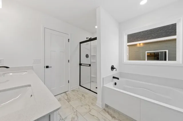 $589,567 | 325 Ravencroft Road, Waconia, MN 55387