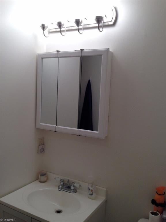 5331 George Miles Road Burlington, NC 27217 - Photo 11 of 14 Gallery Image 11