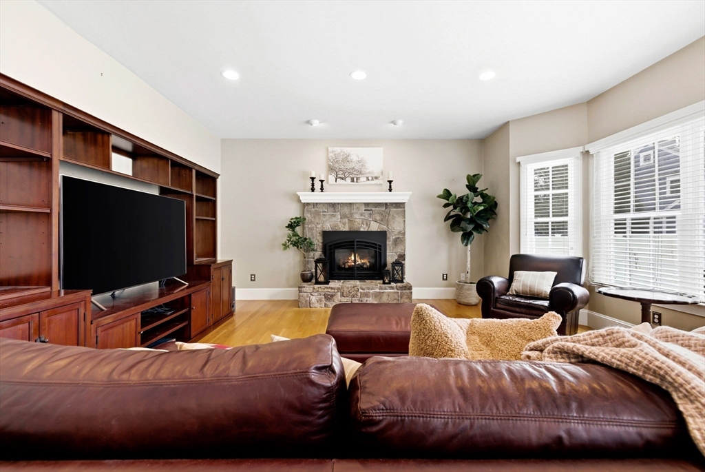 20 Parker Road Wellesley, MA 02482 - Photo 18 of 38