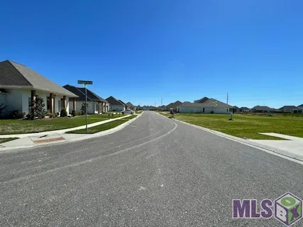 $94,900 | 17457 Bull Rush Avenue, Prairieville, LA 70769