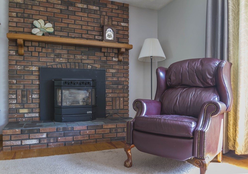 230 Burlingame Road Charlton, MA 01507 - Photo 11 of 25 Gallery Image 11
