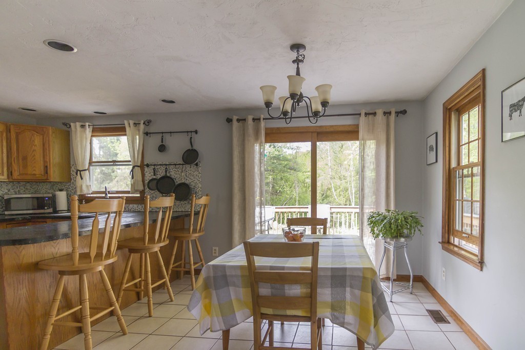 230 Burlingame Road Charlton, MA 01507 - Photo 5 of 25 Gallery Image 5