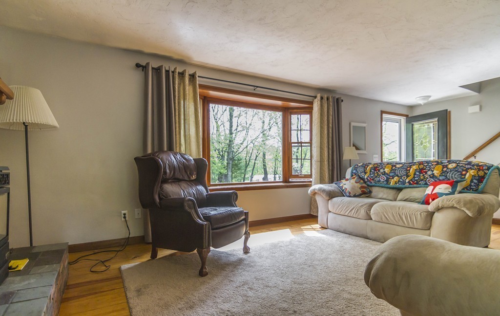230 Burlingame Road Charlton, MA 01507 - Photo 9 of 25 Gallery Image 9