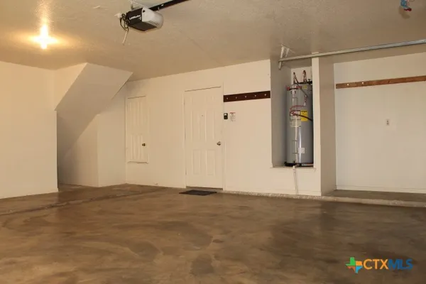 $1,375 | 3819 Oak Valley Drive, Killeen, TX 76542