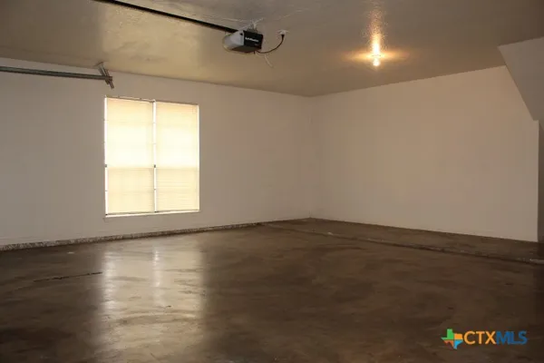 $1,375 | 3819 Oak Valley Drive, Killeen, TX 76542