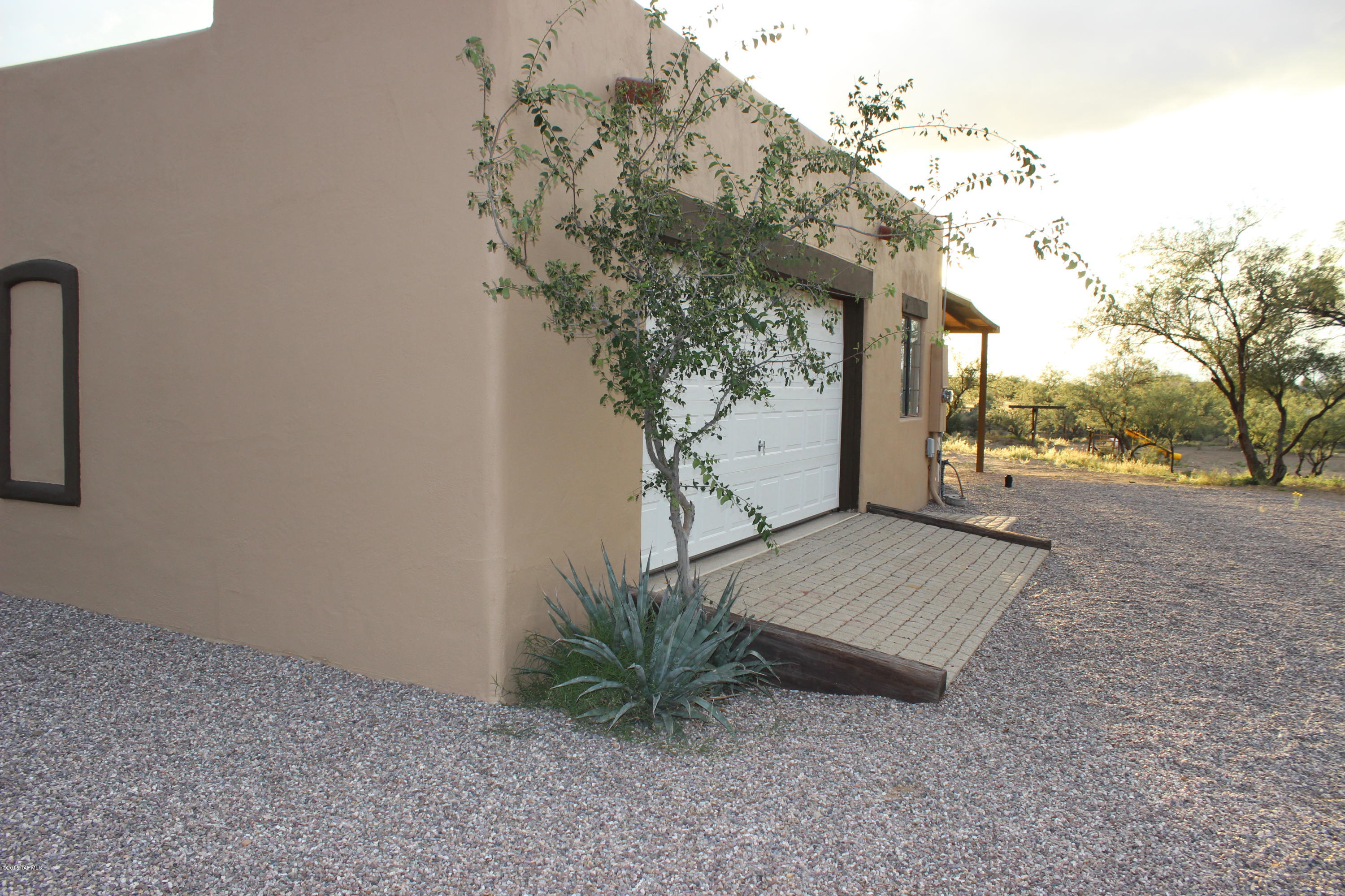 475 North Davidson Road Vail, AZ 85641 - Photo 7 of 48