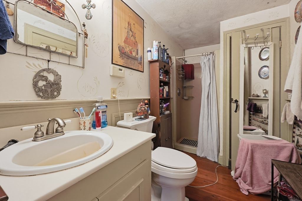 728 South Main Street Raynham, MA 02767 - Photo 21 of 41
