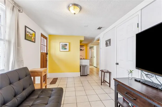 $1,850 | 1818 Paul Morphy Street, Unit B, New Orleans, LA 70119