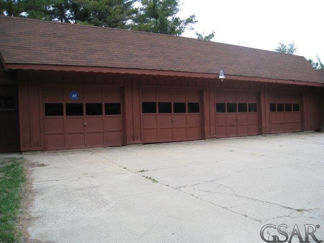 9867 Braden Road Haslett, MI 48840 - Photo 2 of 8 31210779-1.JPG
