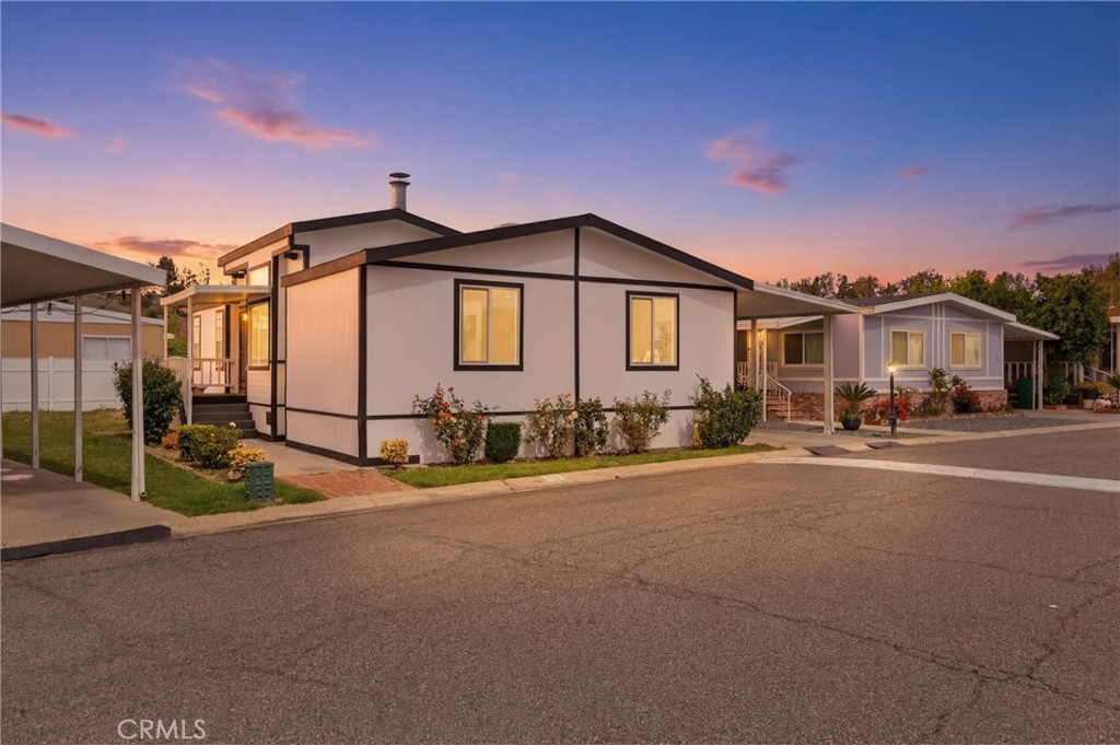 4901 Green River Road, Unit 153 Corona, CA 92878 - Photo 44 of 55