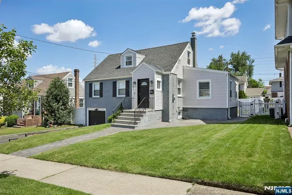 $3,850 | 54 Allan Drive, North Arlington, NJ 07031