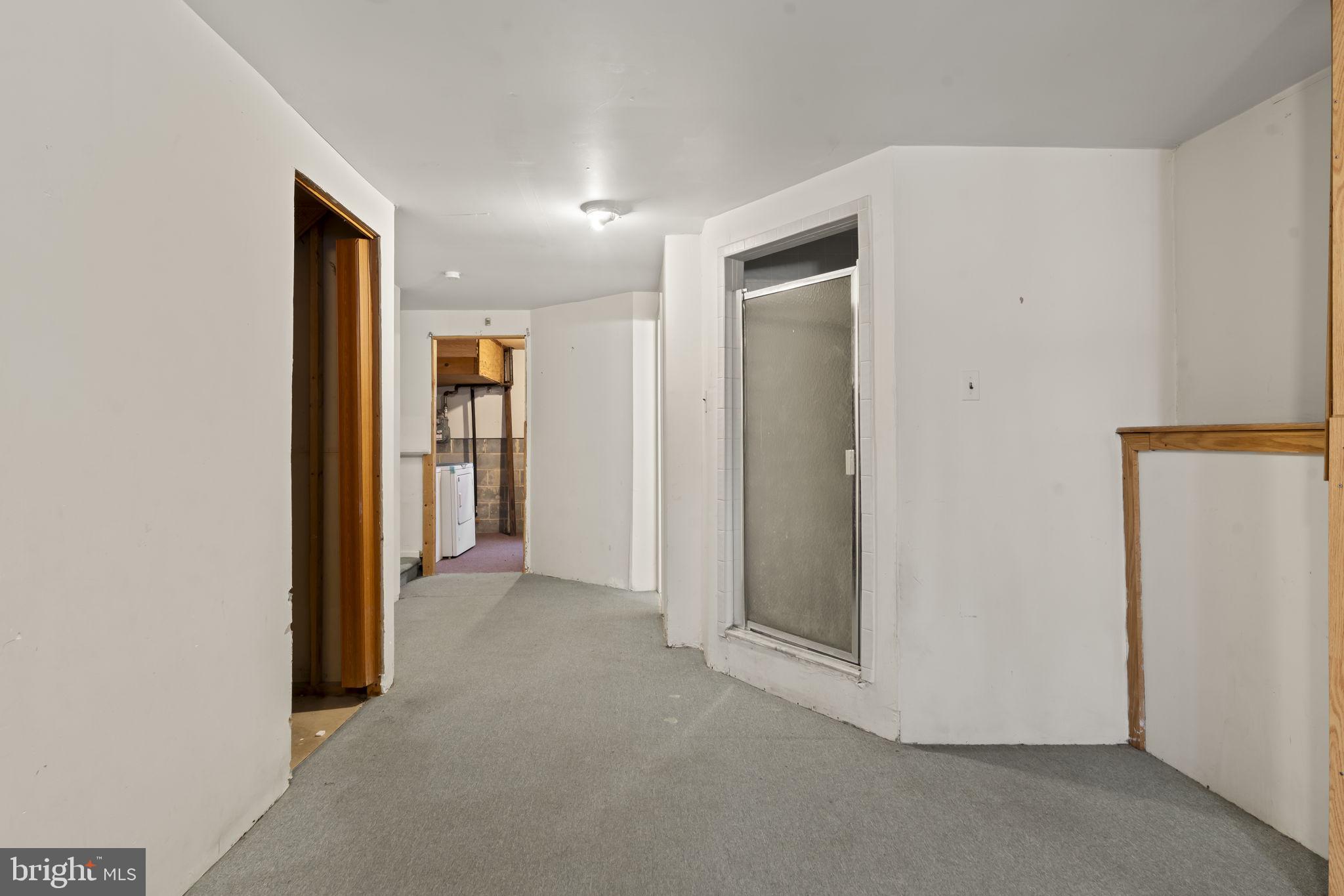 6500 Ditman Street Philadelphia, PA 19135 - Photo 28 of 30 a view of hallway with walk in closet