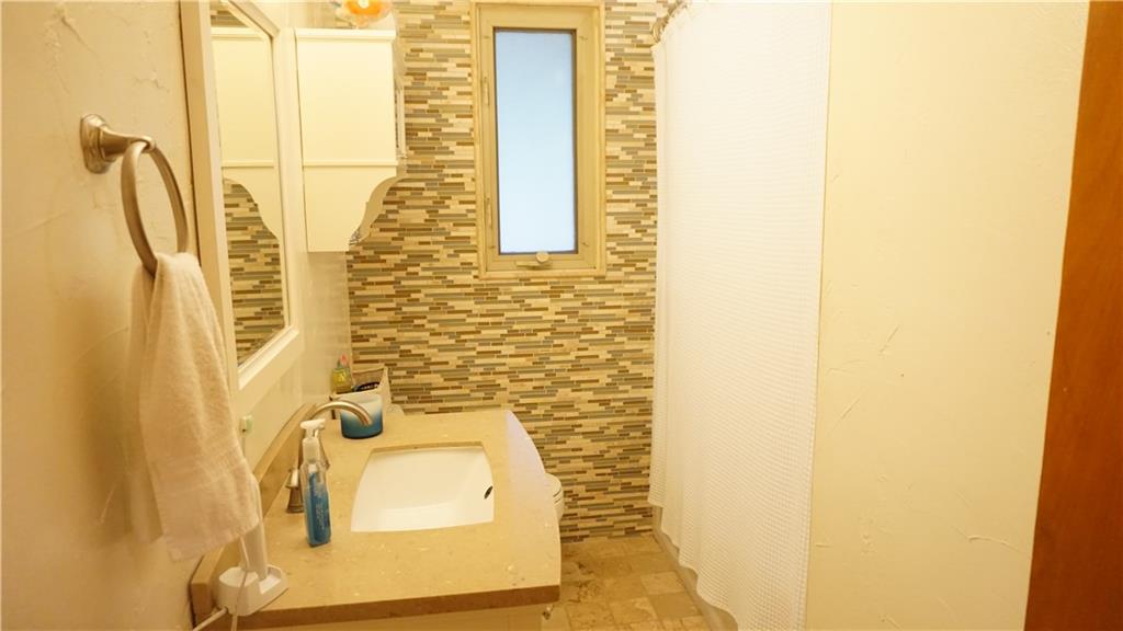 2014 Beulah Road Churchill, PA 15235 - Photo 15 of 25 Gallery Image 15