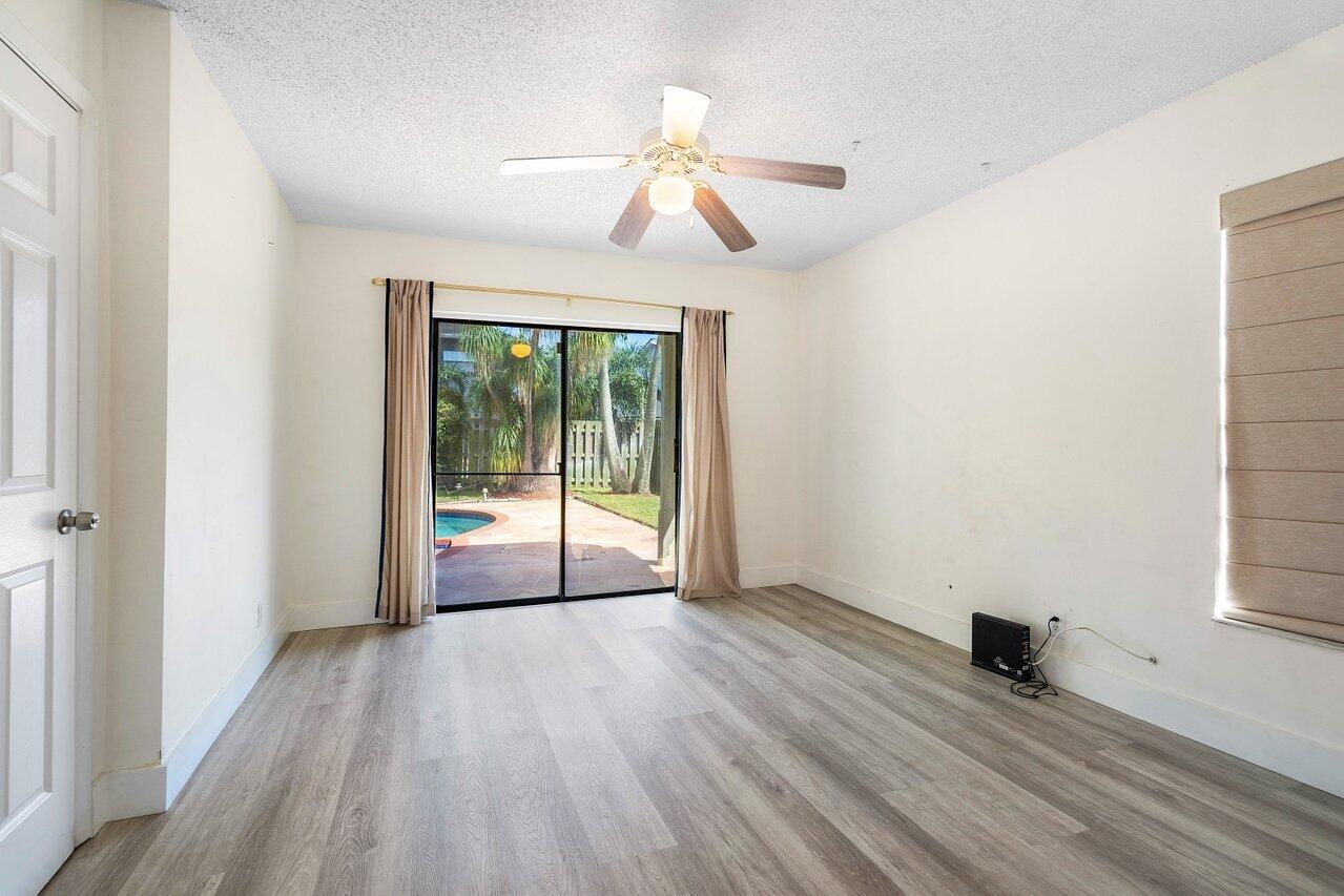 2420 Southridge Road Delray Beach, FL 33444 - Photo 11 of 30 011-2420SouthridgeRoad-DelrayBeach-FL-33