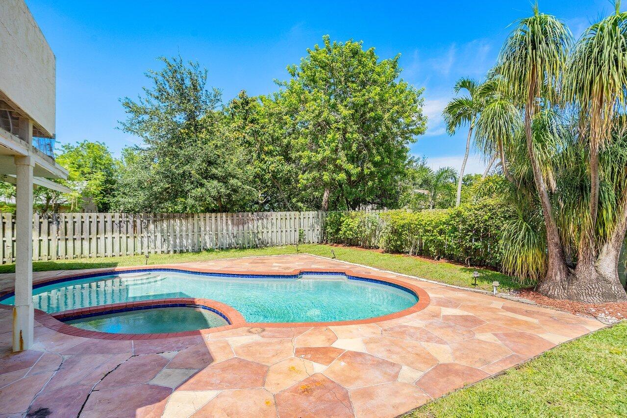 2420 Southridge Road Delray Beach, FL 33444 - Photo 21 of 30 021-2420SouthridgeRoad-DelrayBeach-FL-33