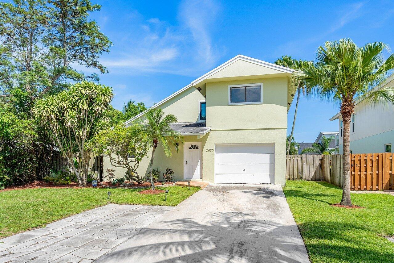 2420 Southridge Road Delray Beach, FL 33444 - Photo 3 of 30 003-2420SouthridgeRoad-DelrayBeach-FL-33