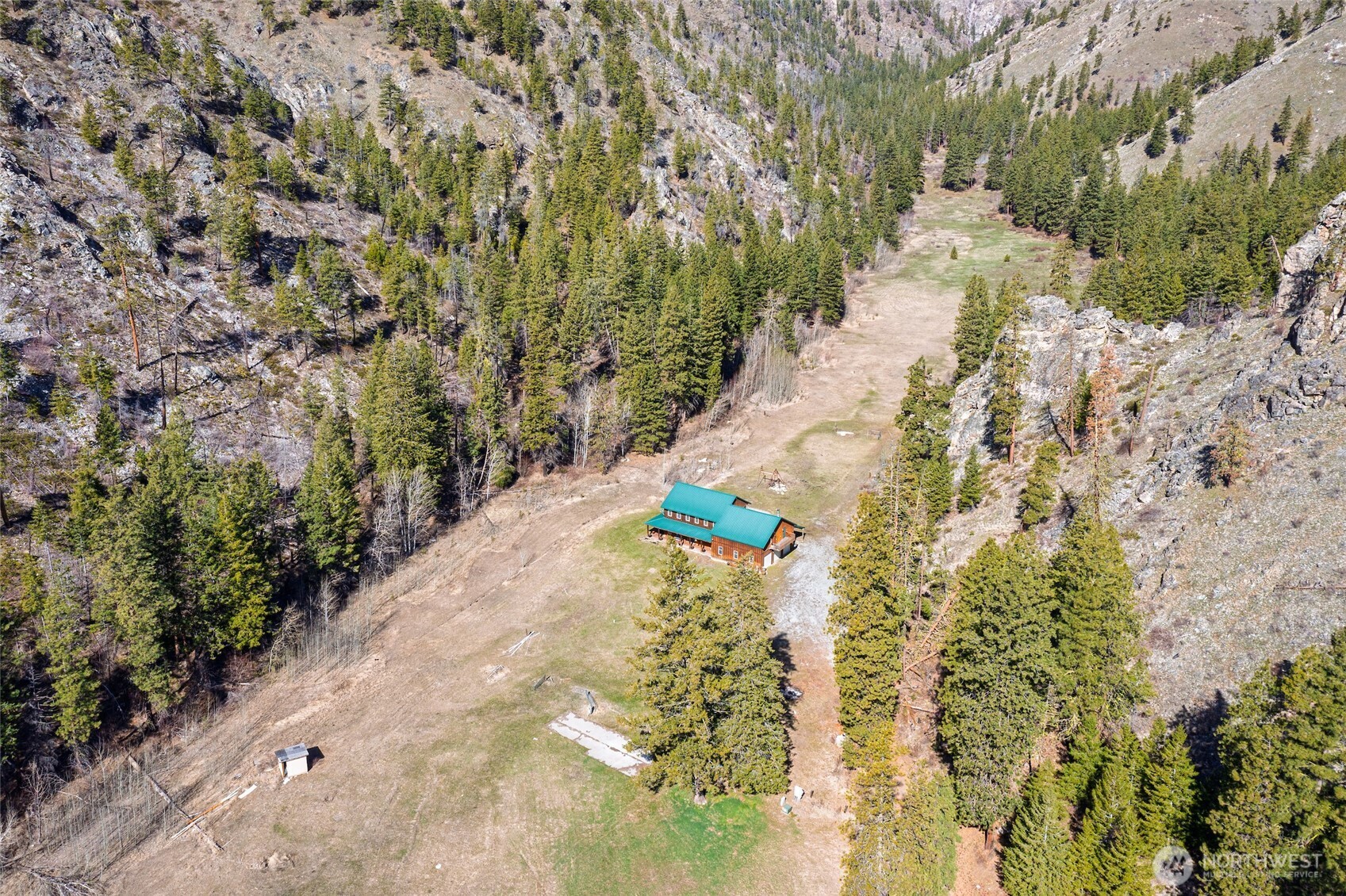 710 Antoine Creek Road Chelan, WA 98816 - Photo 35 of 39