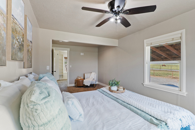 115 East 1600th Street North Santaquin, UT 84655 - Photo 24 of 52 Ceiling fan with integrated lighting