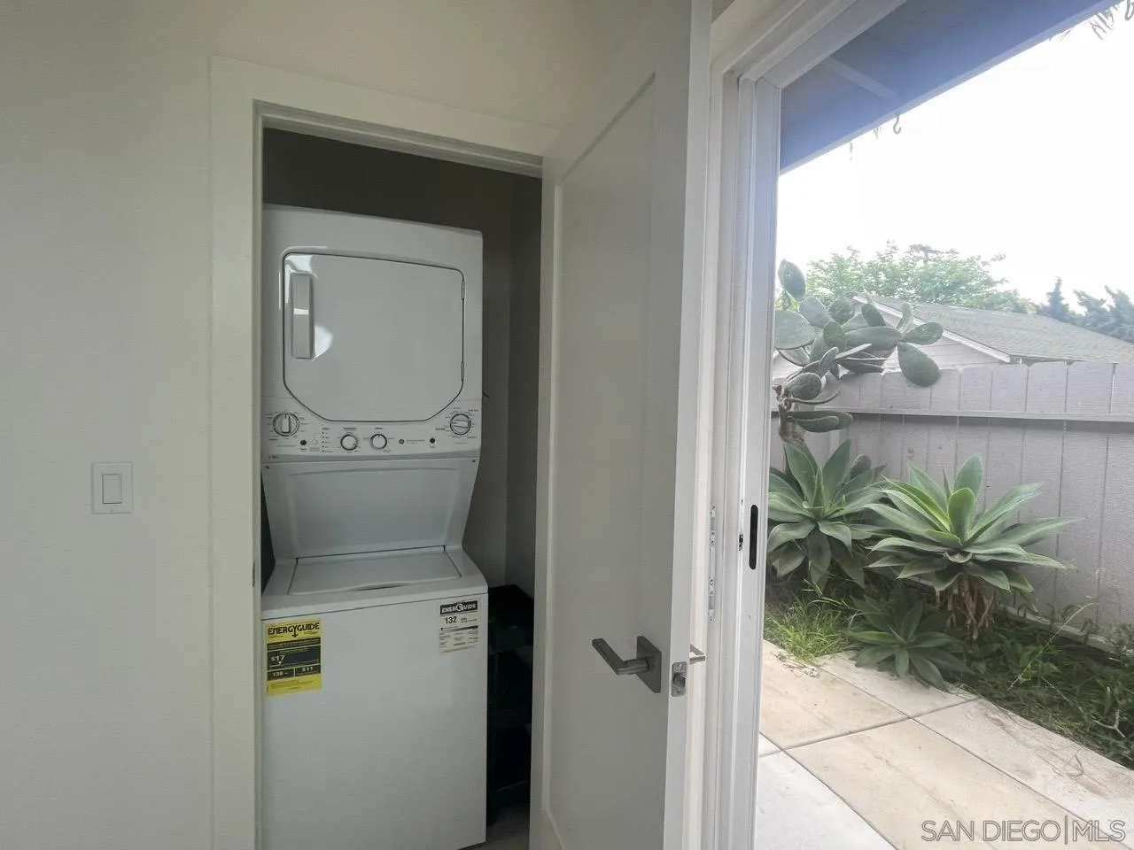 931-937 Regal Road Encinitas, CA 92024 - Photo 19 of 24