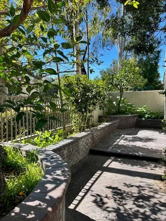 $6,800 | 16 Brigmore Aisle, Irvine, CA 92603