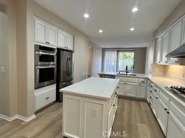 $6,800 | 16 Brigmore Aisle, Irvine, CA 92603