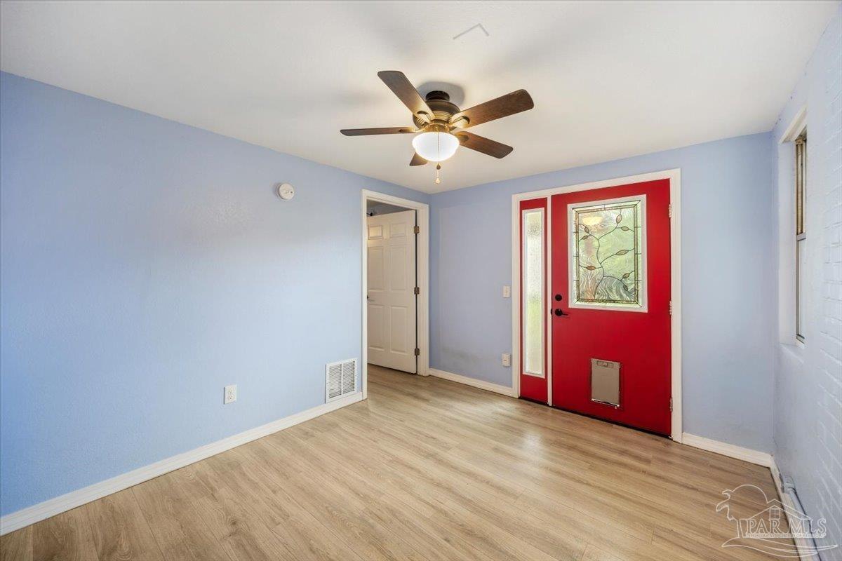 968 East Burgess Road Pensacola, FL 32504 - Photo 16 of 21