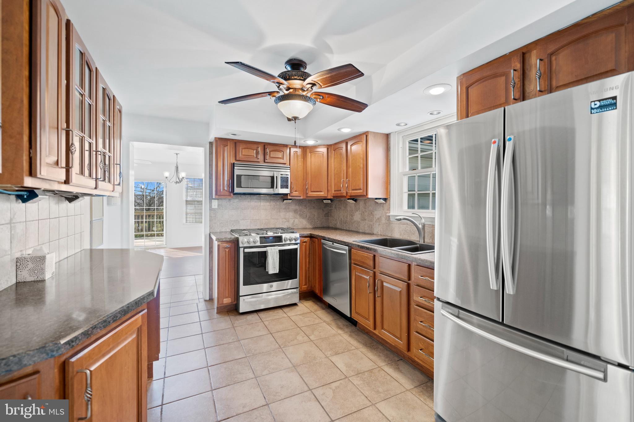 409 Colfax Road Havertown, PA 19083 - Photo 11 of 45