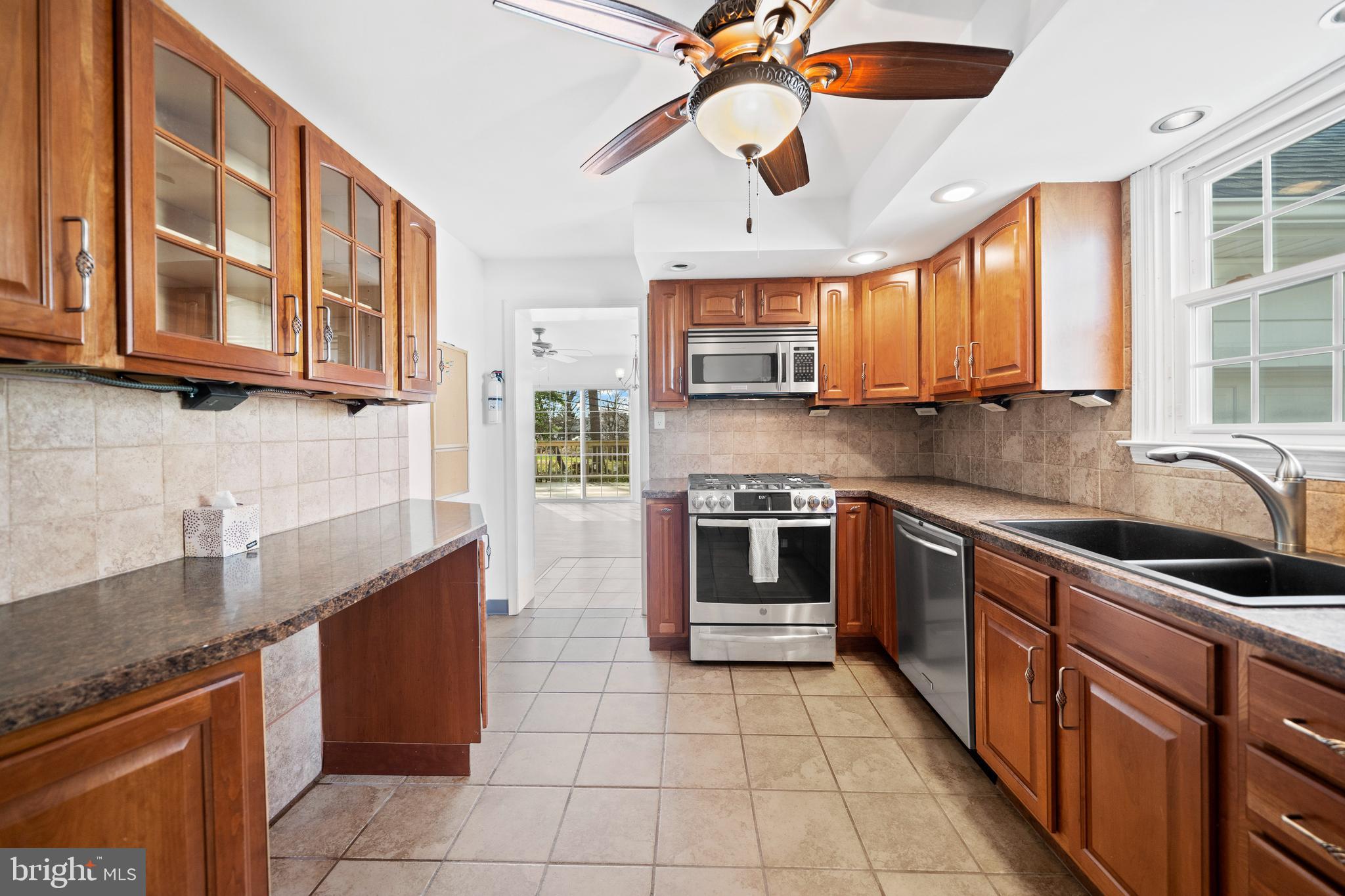 409 Colfax Road Havertown, PA 19083 - Photo 13 of 45