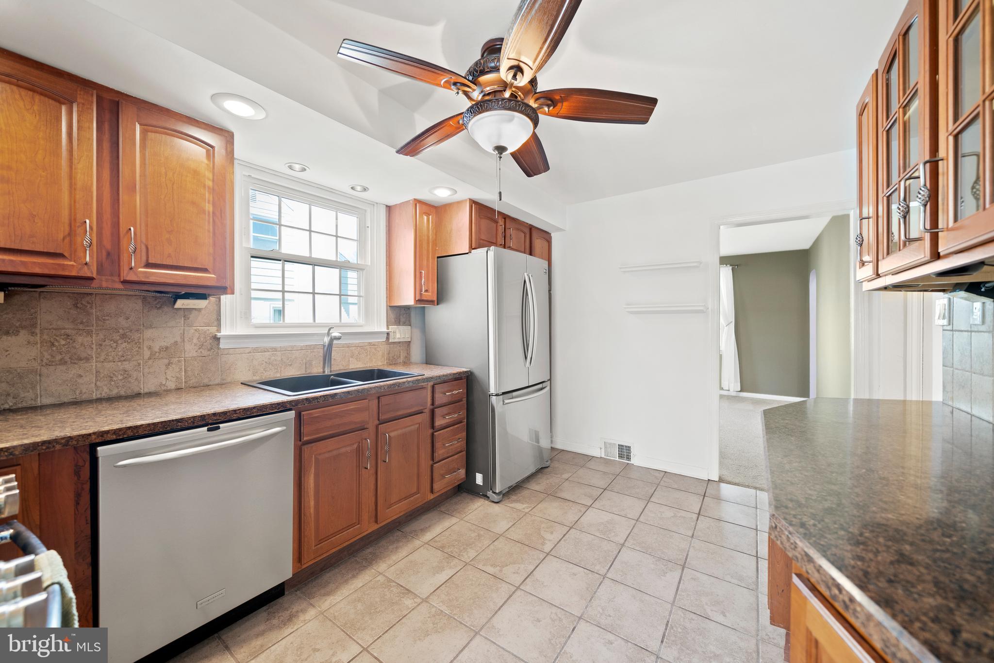 409 Colfax Road Havertown, PA 19083 - Photo 15 of 45